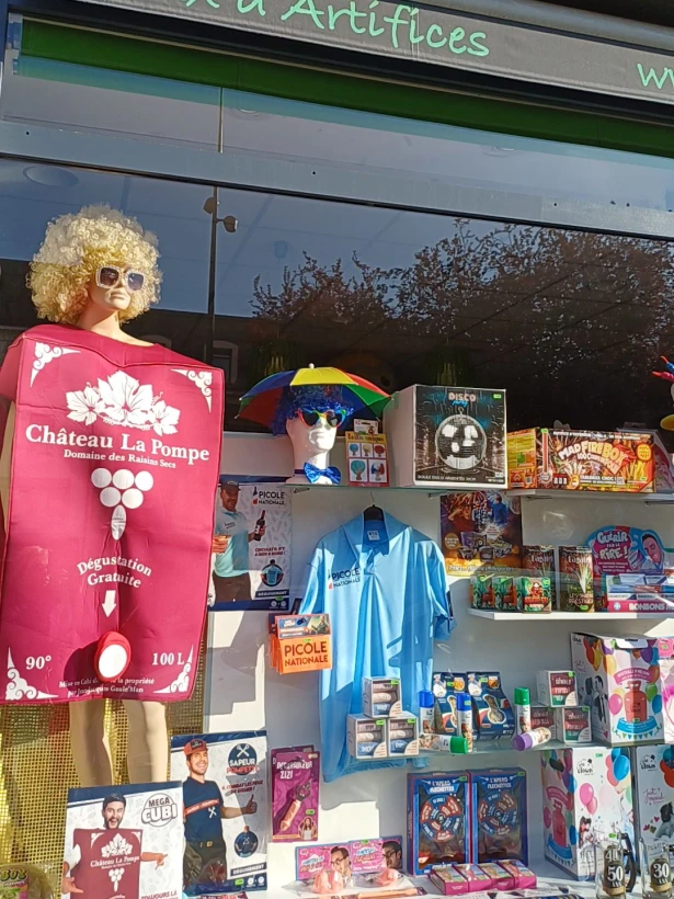 La Boite A Rire Articles De Fetes Rennes E94794c52c7894611ece3f84f4e19a72 0 1